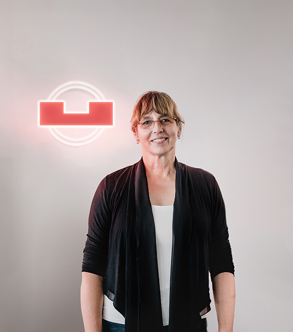 Frau Andrea Zeißler