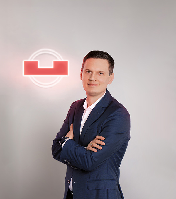 Herr Christopher Tschan