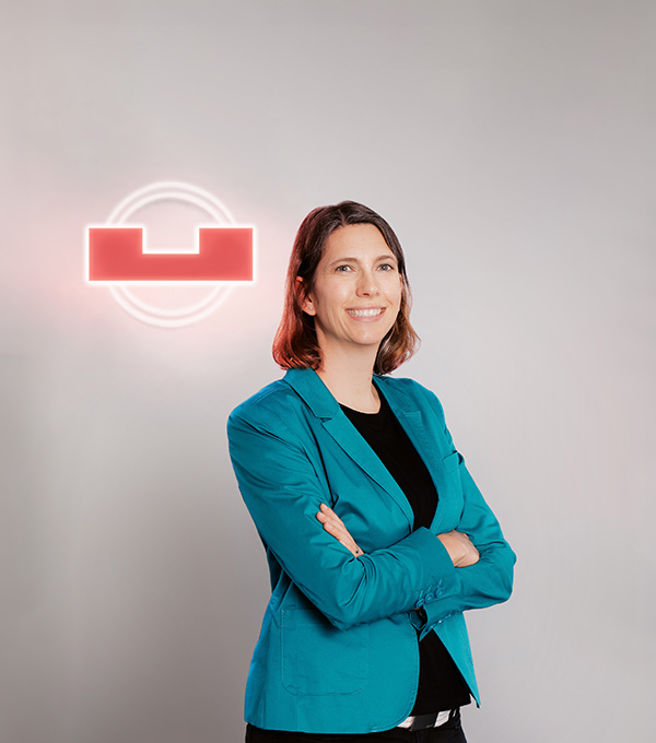 Frau Julia Maier