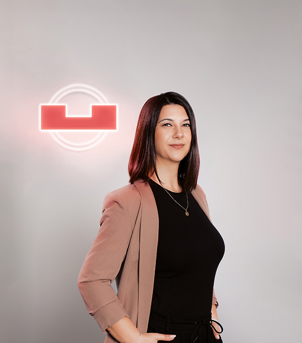 Frau Marina Gründler