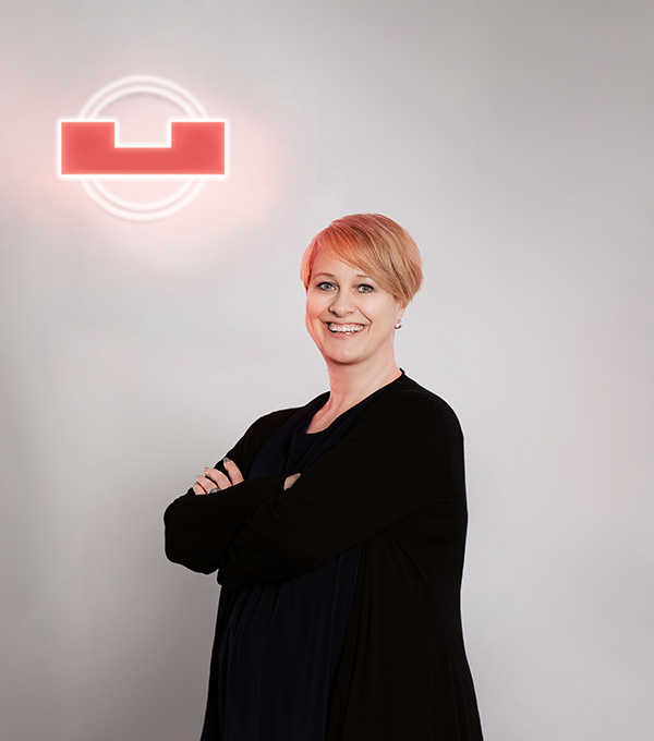 Frau Sandra Kropf